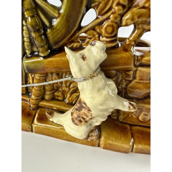 1950's McCoy Pottery Planter Dog And Cat At The Spinning Wheel 6.5" Tall - Picture 6 of 11